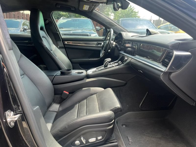 Used 2018 Porsche Panamera Turbo S AWD/4WD image 16
