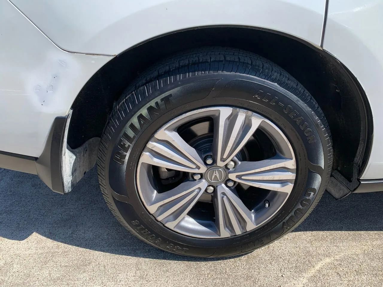 Used 2019 Acura MDX FWD image 26