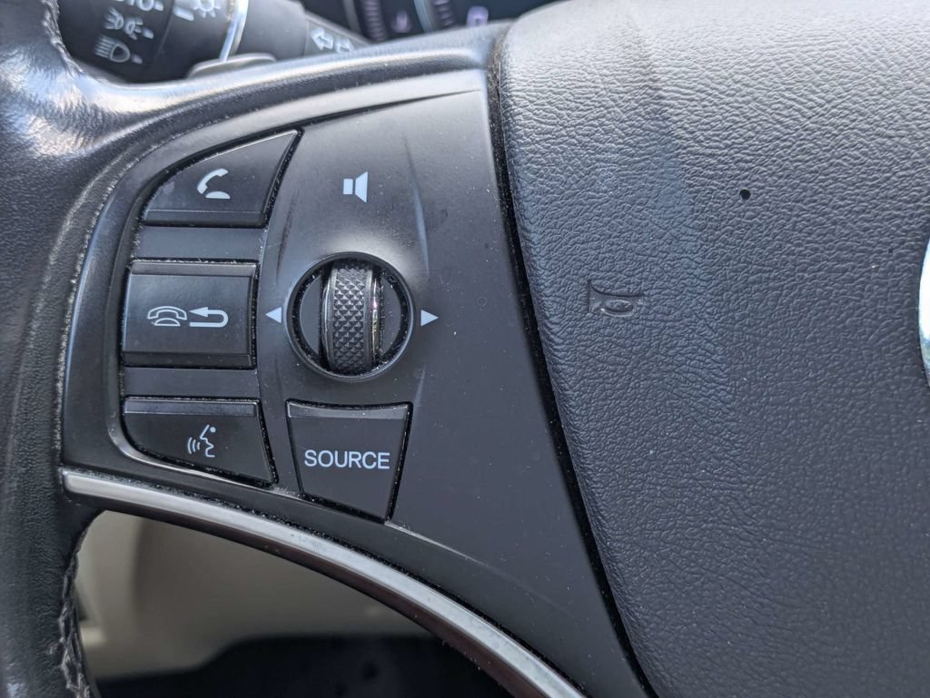 Used 2017 Acura MDX FWD image 24