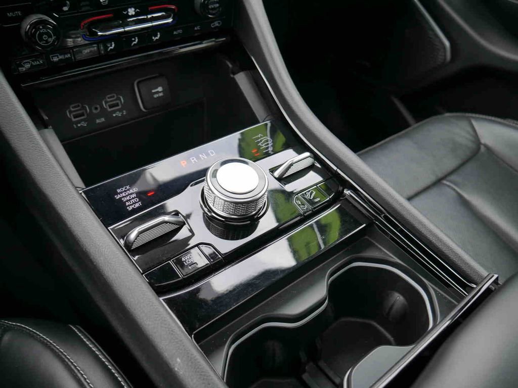 Used 2024 Jeep Grand Cherokee Overland image 29