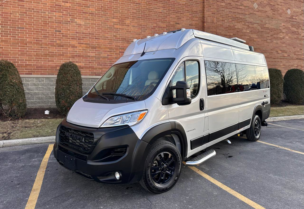 Used 2023 RAM ProMaster 3500 w/ Premium Convenience Group (B) FWD image 3