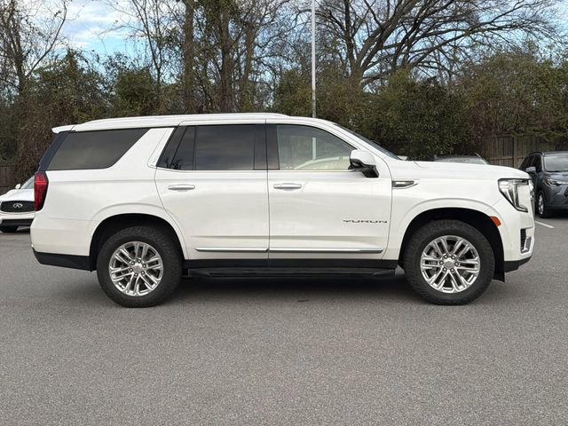 Used 2022 GMC Yukon SLT w/ SLT Premium Package image 3