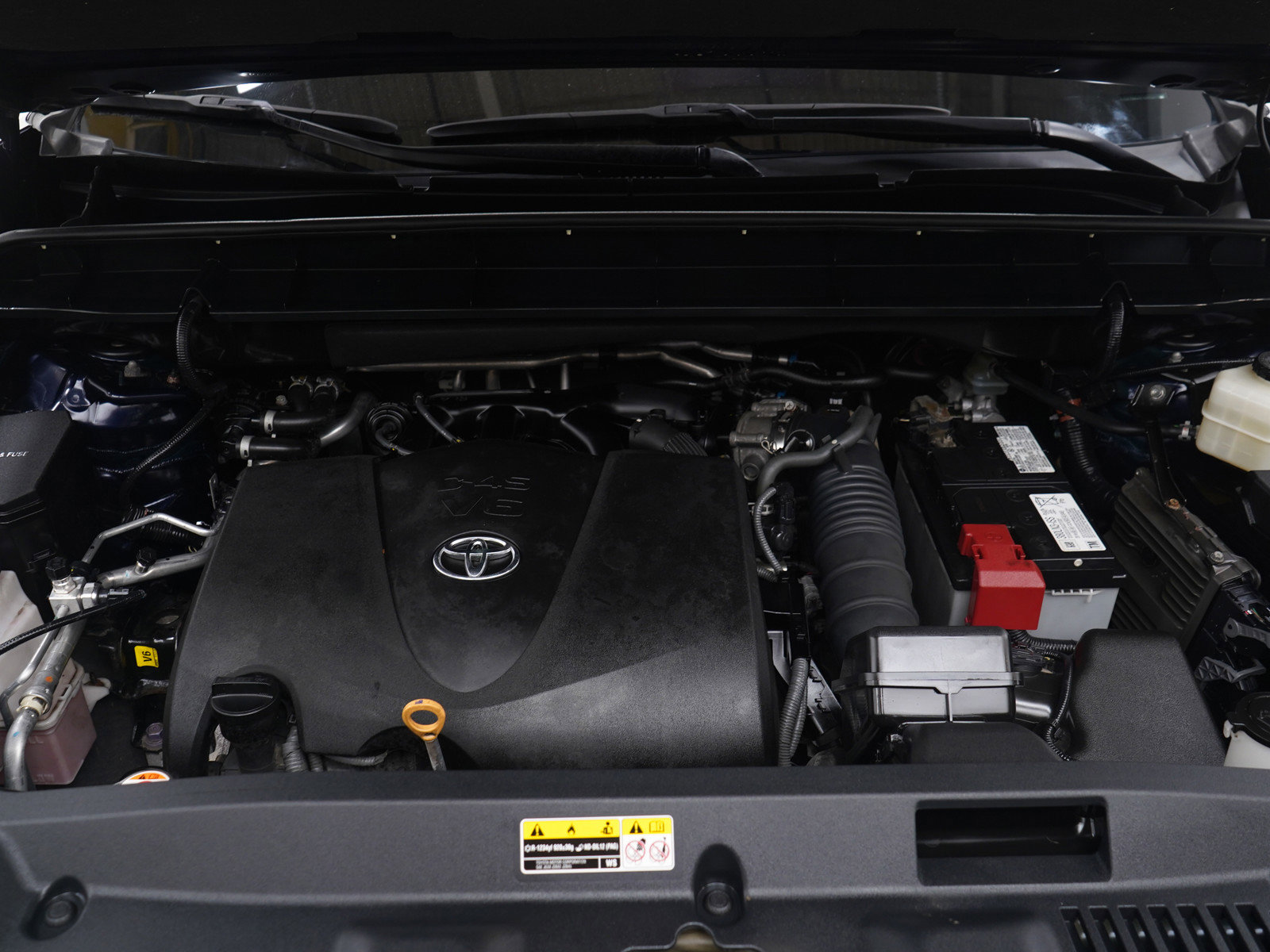 Used 2020 Toyota Highlander Platinum image 31