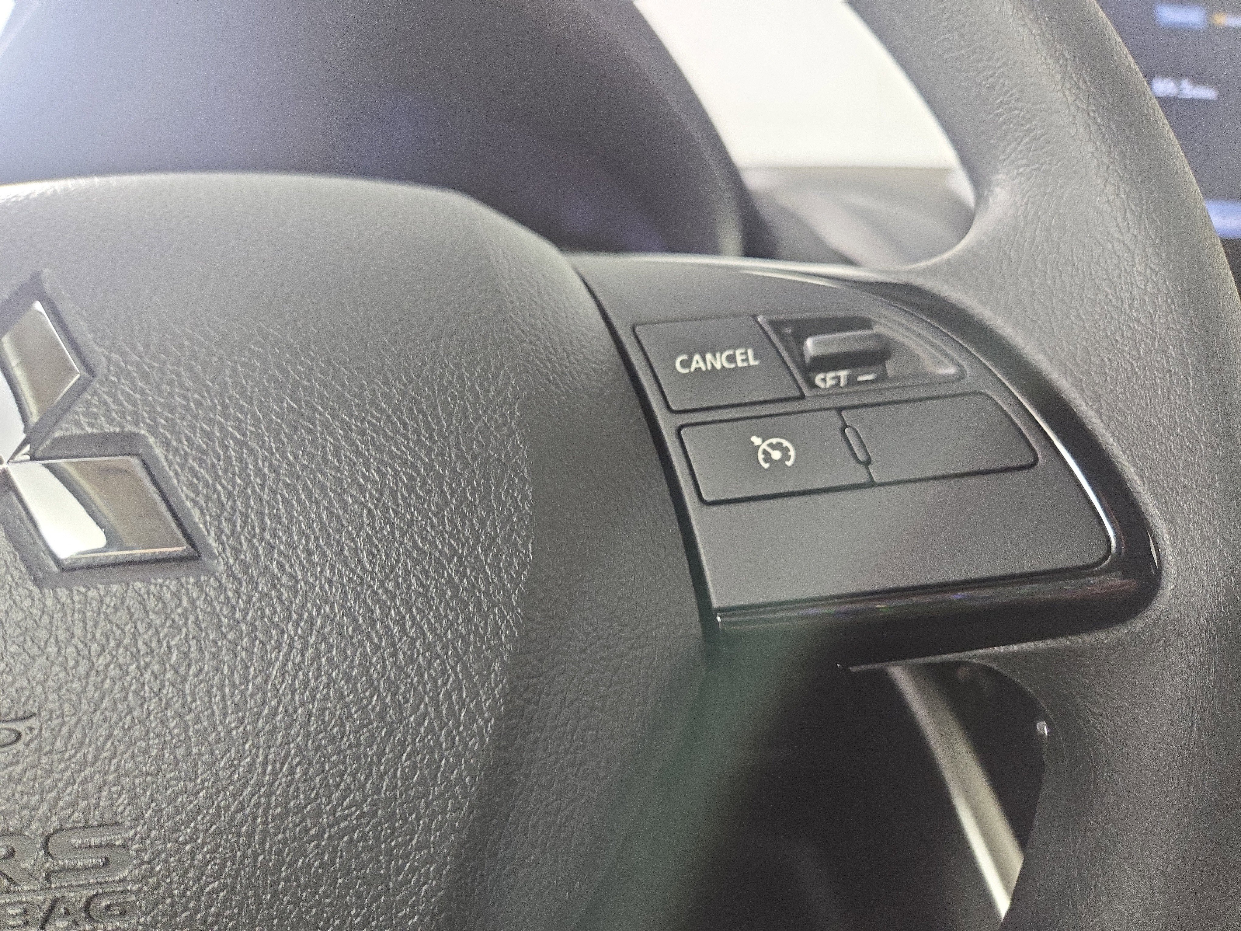 New 2026 Mitsubishi Eclipse Cross LE image 15