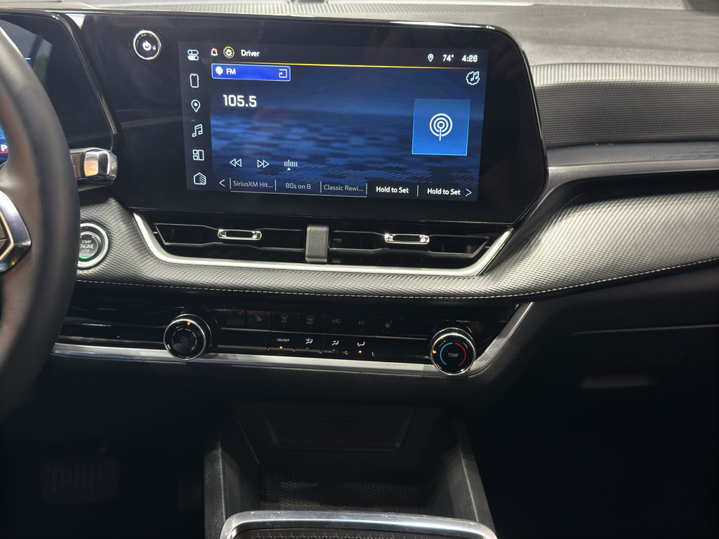 Used 2026 Chevrolet Equinox LT AWD/4WD image 27