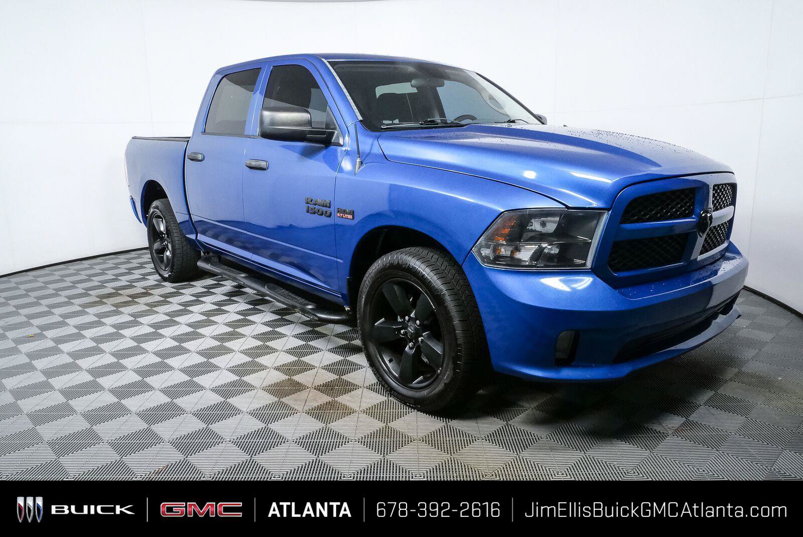 Used 2017 RAM 1500 Express w/ Express Value Package RWD image 1