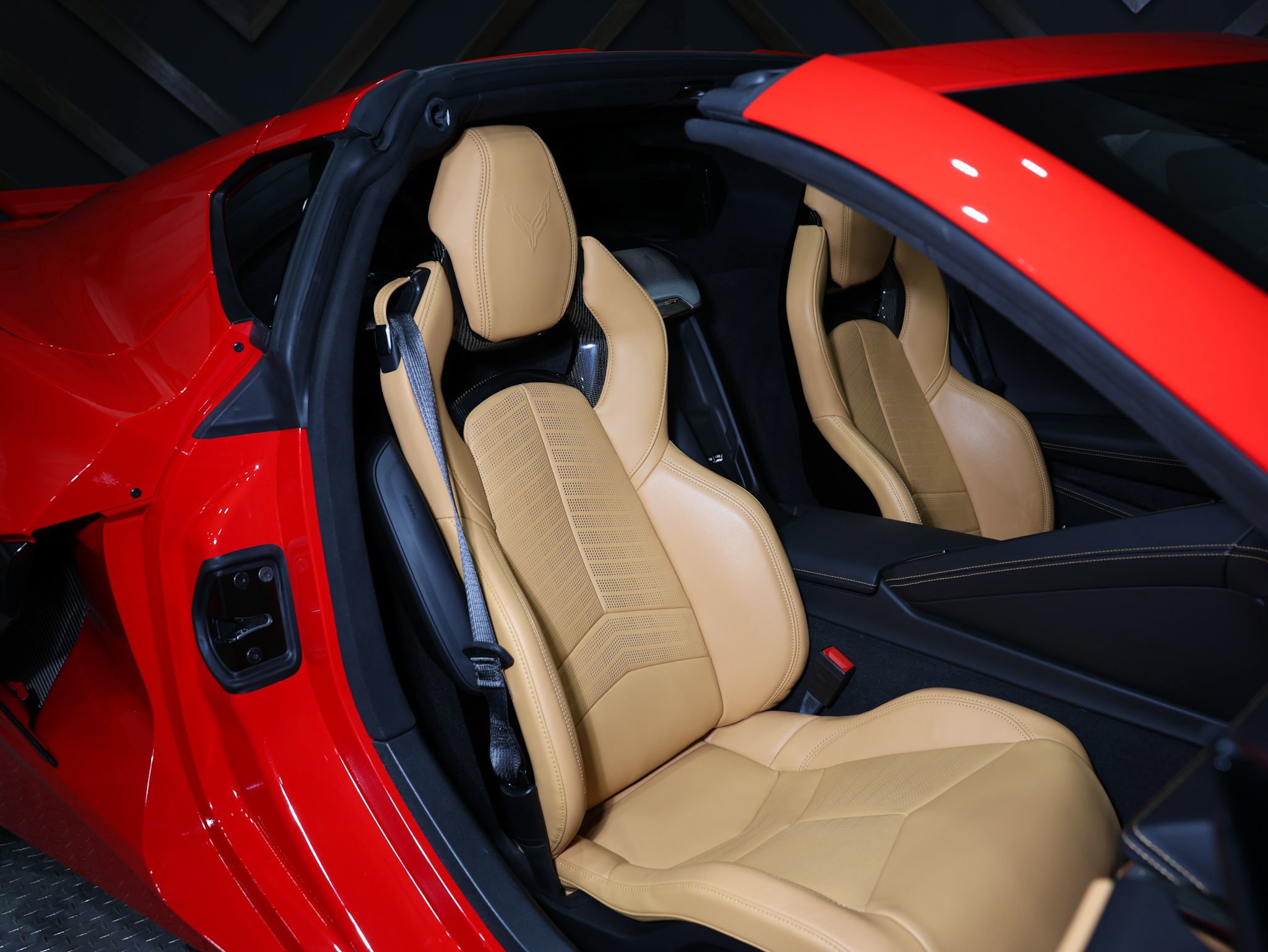 Used 2020 Chevrolet Corvette Stingray Premium Cpe w/ 3LT Preferred Equipment Group image 6