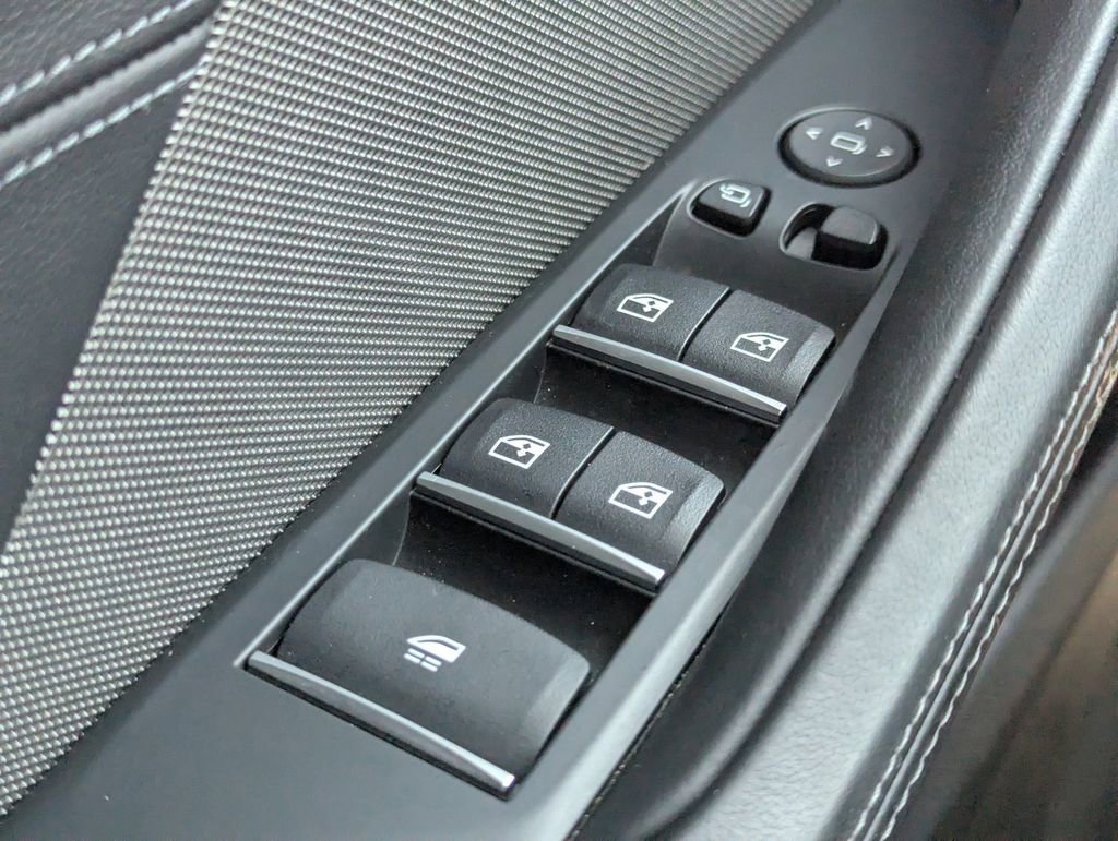 Used 2022 BMW M8 Competition image 21