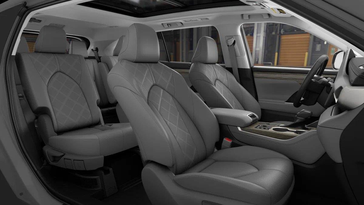 New 2026 Toyota Highlander Platinum AWD/4WD image 22