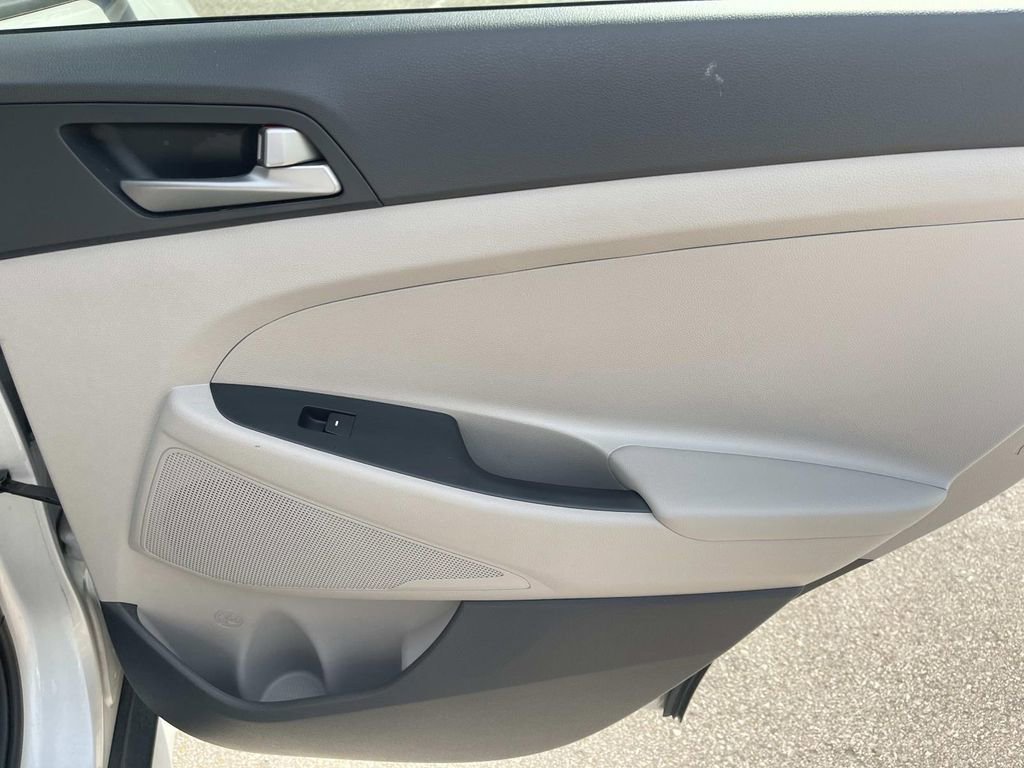 Used 2018 Hyundai Tucson SEL w/ Cargo Package FWD image 20
