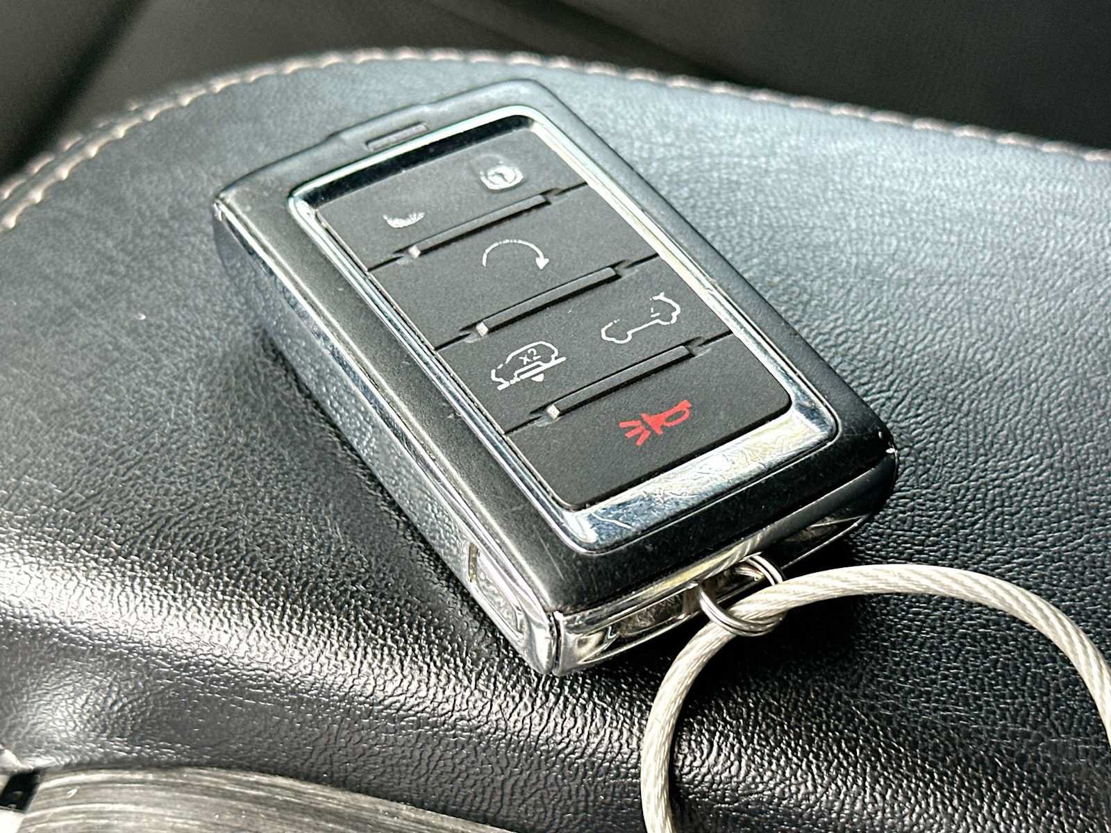 Used 2024 Jeep Wagoneer Series III AWD/4WD image 29