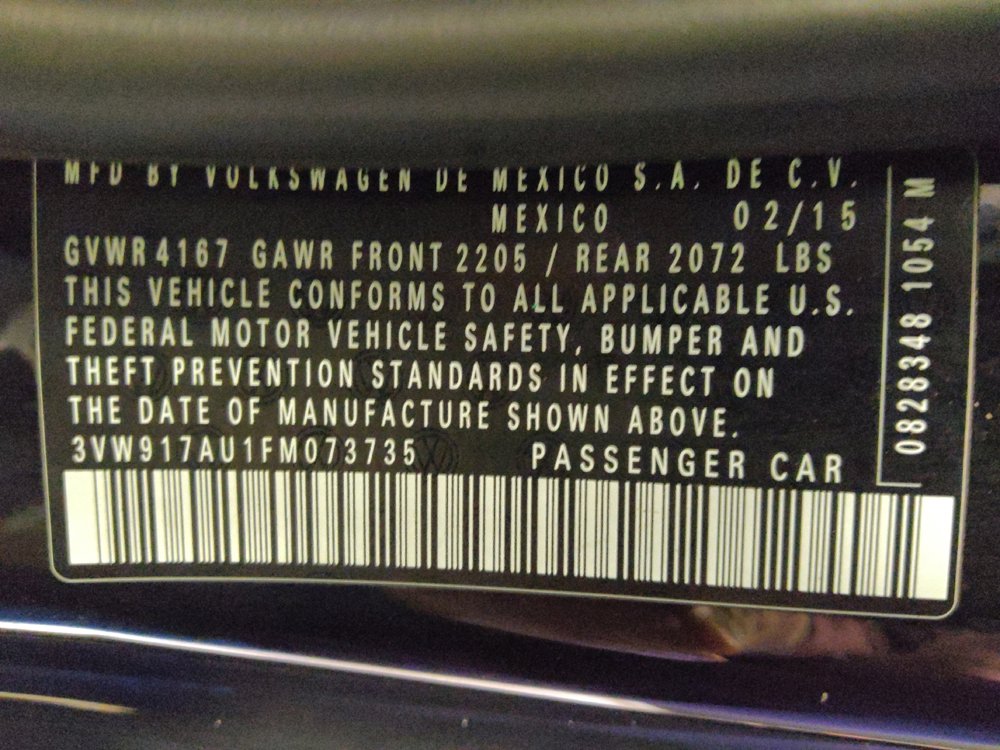 Used 2015 Volkswagen Golf S image 33