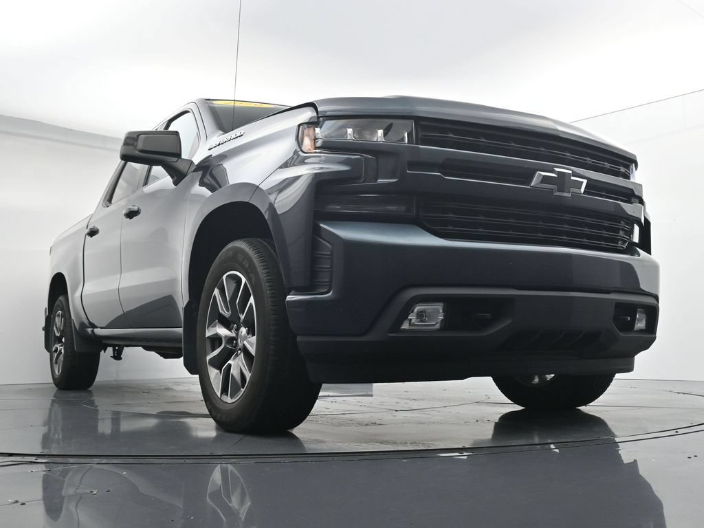 Used 2020 Chevrolet Silverado 1500 RST w/ RST Value Package AWD/4WD image 33