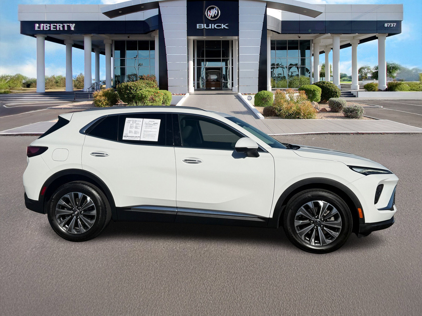 Used 2025 Buick Envision Preferred image 2