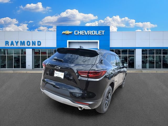 New 2026 Chevrolet Blazer LT w/ Convenience Package AWD/4WD image 4