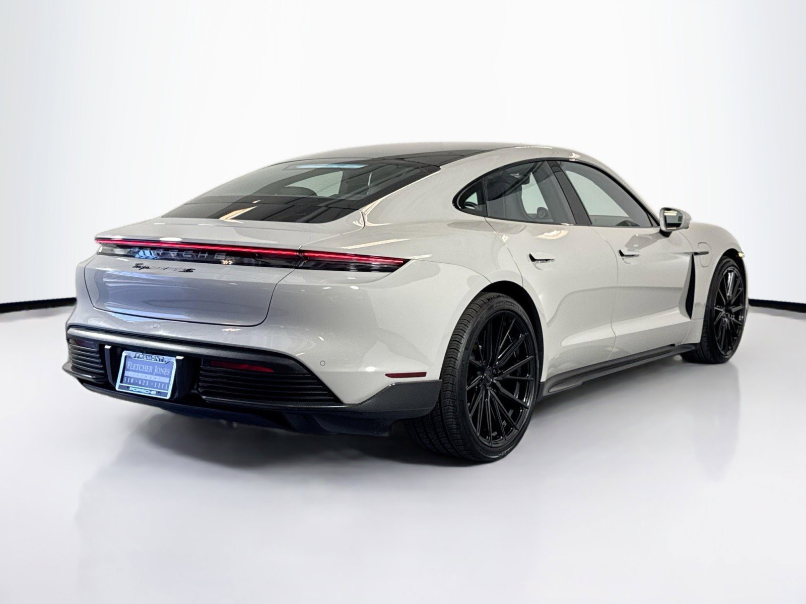 Used 2021 Porsche Taycan Turbo AWD/4WD image 9