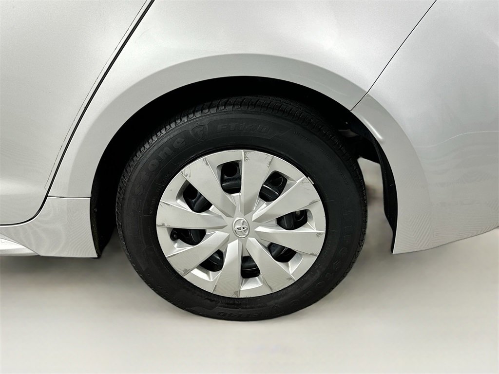 Used 2020 Toyota Corolla L image 24