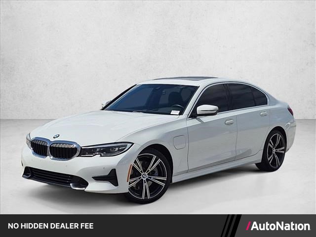 Used 2021 BMW 330e w/ Premium Package RWD image 1