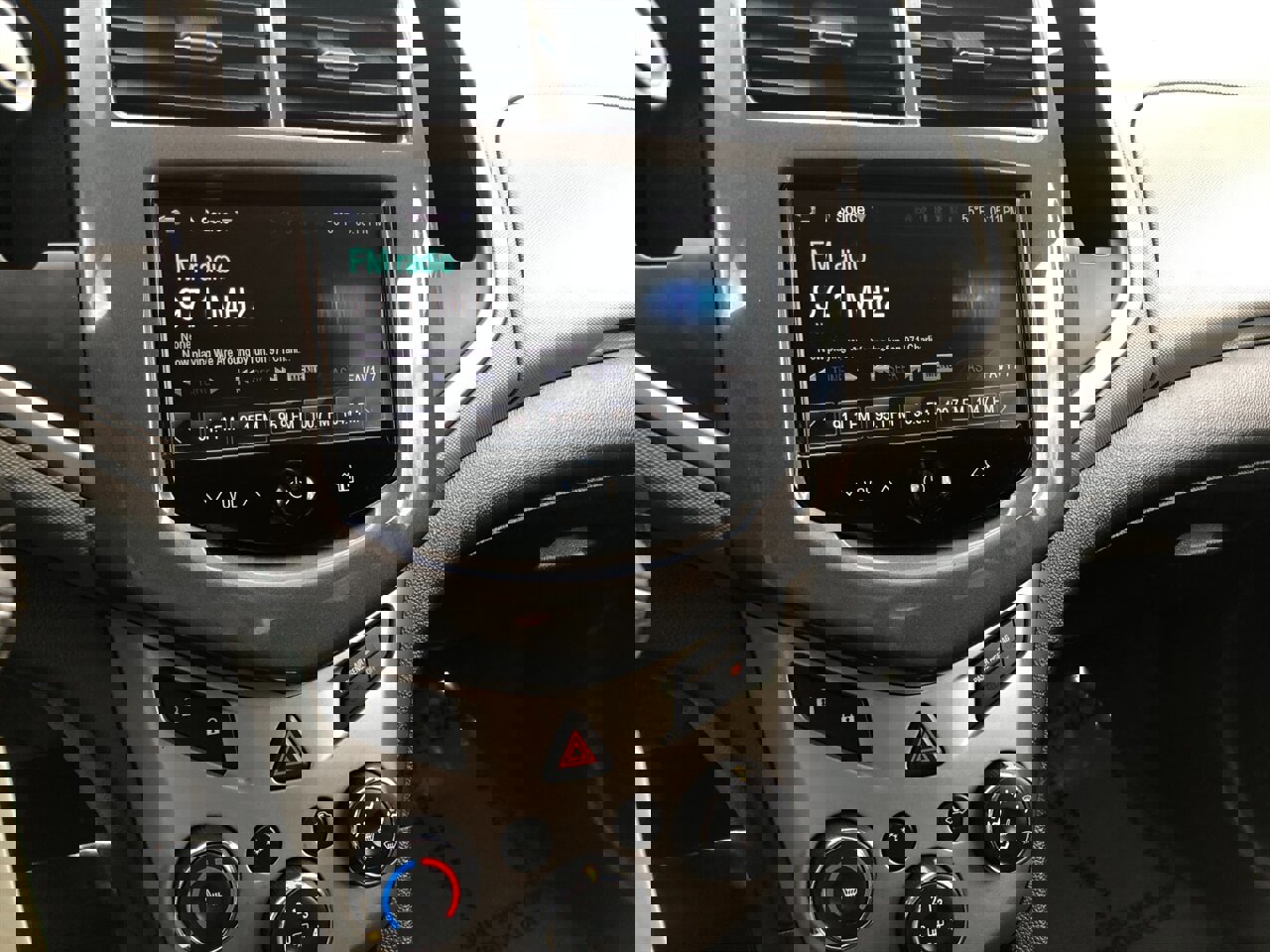 Used 2014 Chevrolet Sonic LTZ image 14