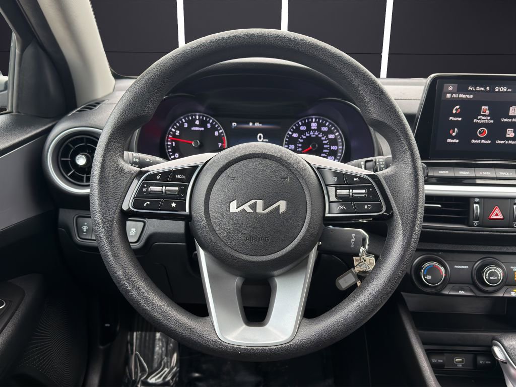 Used 2023 Kia Forte LXS image 16