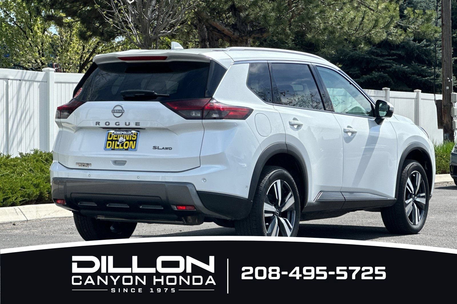 Used 2026 Nissan Rogue SL AWD/4WD image 7