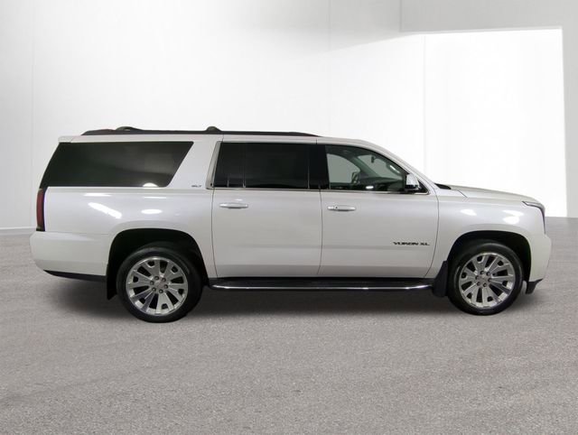 Used 2017 GMC Yukon XL SLT w/ Open Road Package image 41