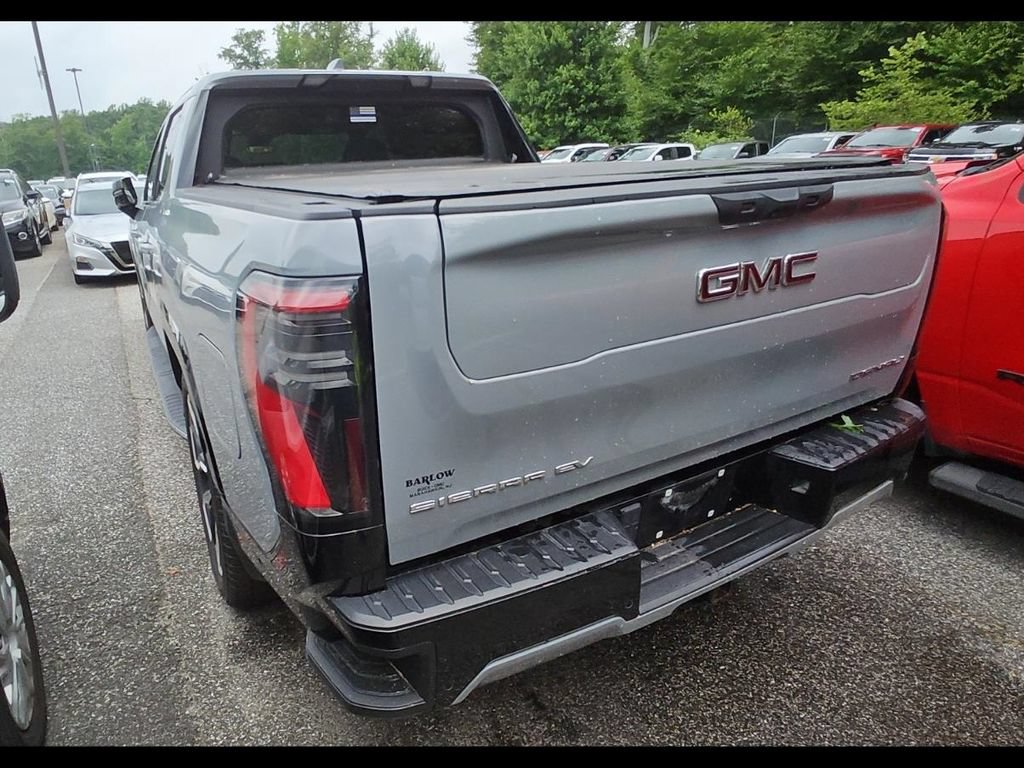 Used 2024 GMC Sierra EV Denali AWD/4WD image 4