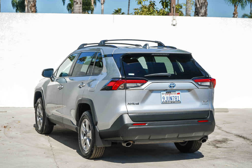 Used 2024 Toyota RAV4 XLE w/ Convenience Package AWD/4WD image 6
