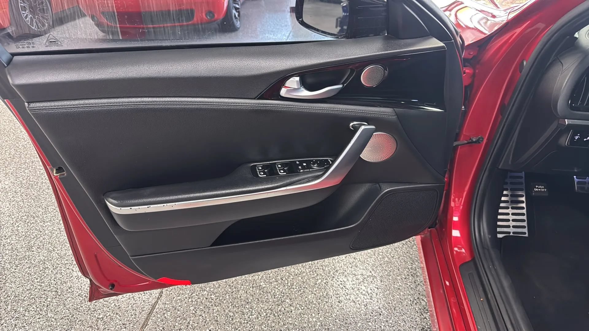 Used 2020 Kia Stinger GT-Line w/ Sun & Sound Package RWD image 20