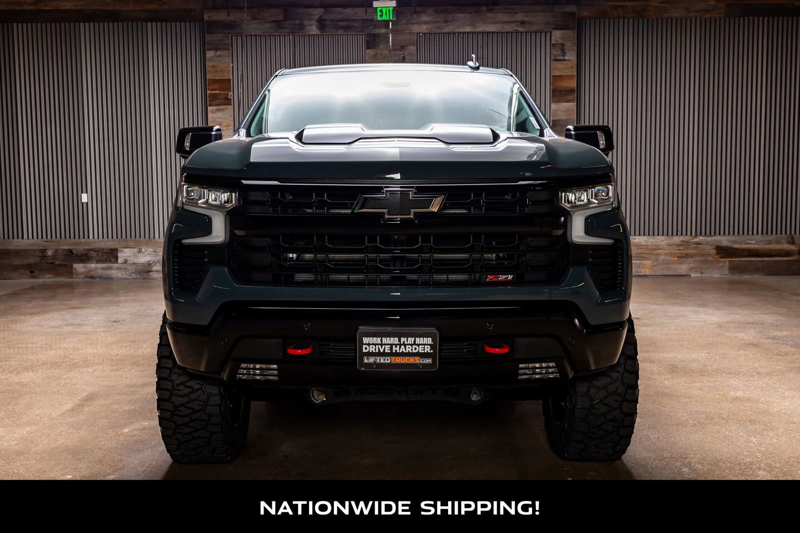 Used 2025 Chevrolet Silverado 1500 LT Trail Boss w/ Convenience Package II image 4