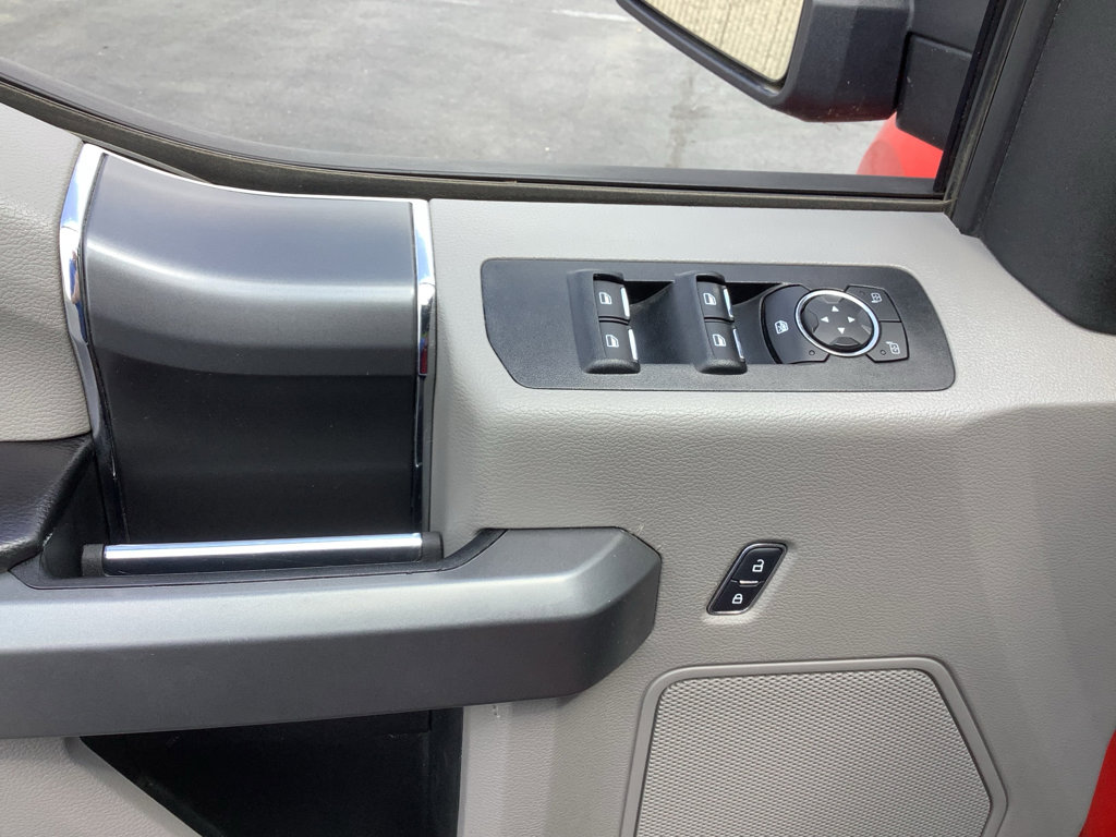 Used 2018 Ford F150 XLT w/ Equipment Group 301A Mid image 11