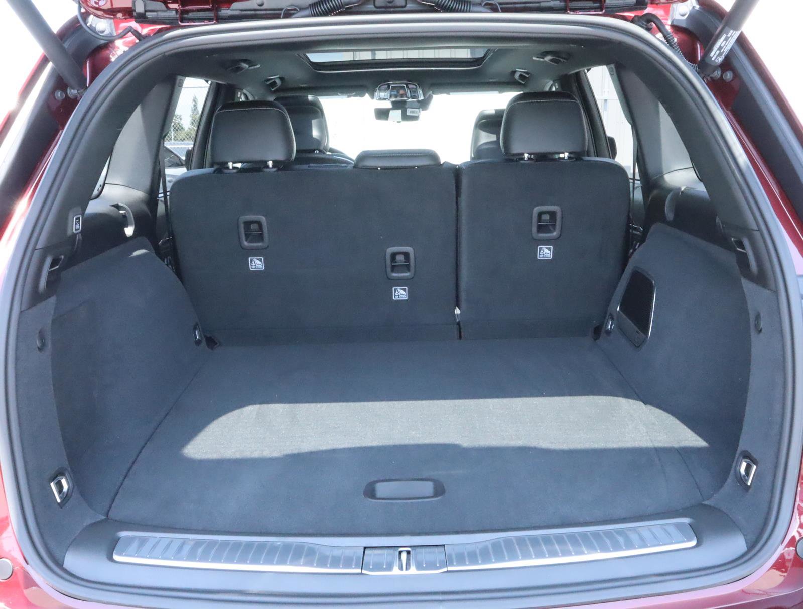 New 2023 Jeep Grand Cherokee Overland w/ Luxury Tech Group IV image 23