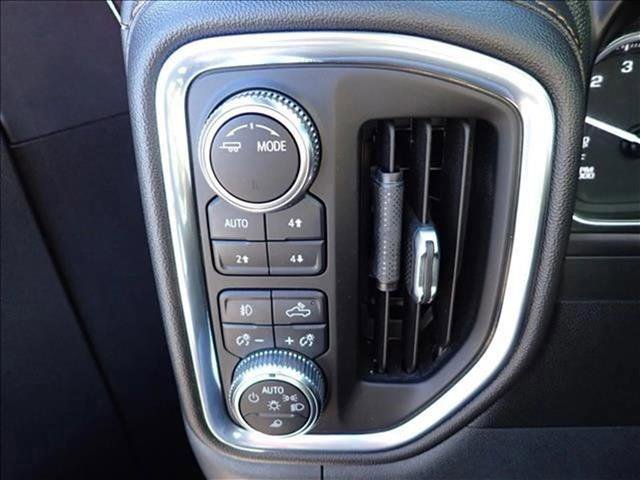 Used 2021 GMC Sierra 1500 AT4 w/ AT4 Preferred Package AWD/4WD image 14