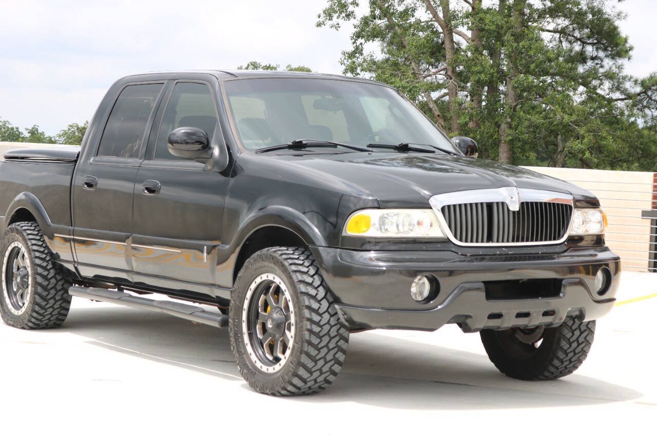 Used 2002 Lincoln Blackwood RWD image 7