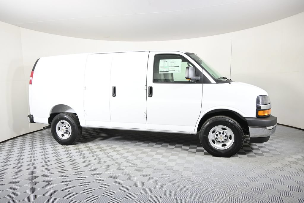 New 2026 Chevrolet Express 3500 w/ Driver Convenience Package RWD image 8
