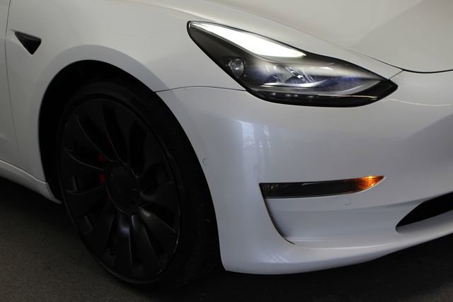 Used 2021 Tesla Model 3 Performance image 4