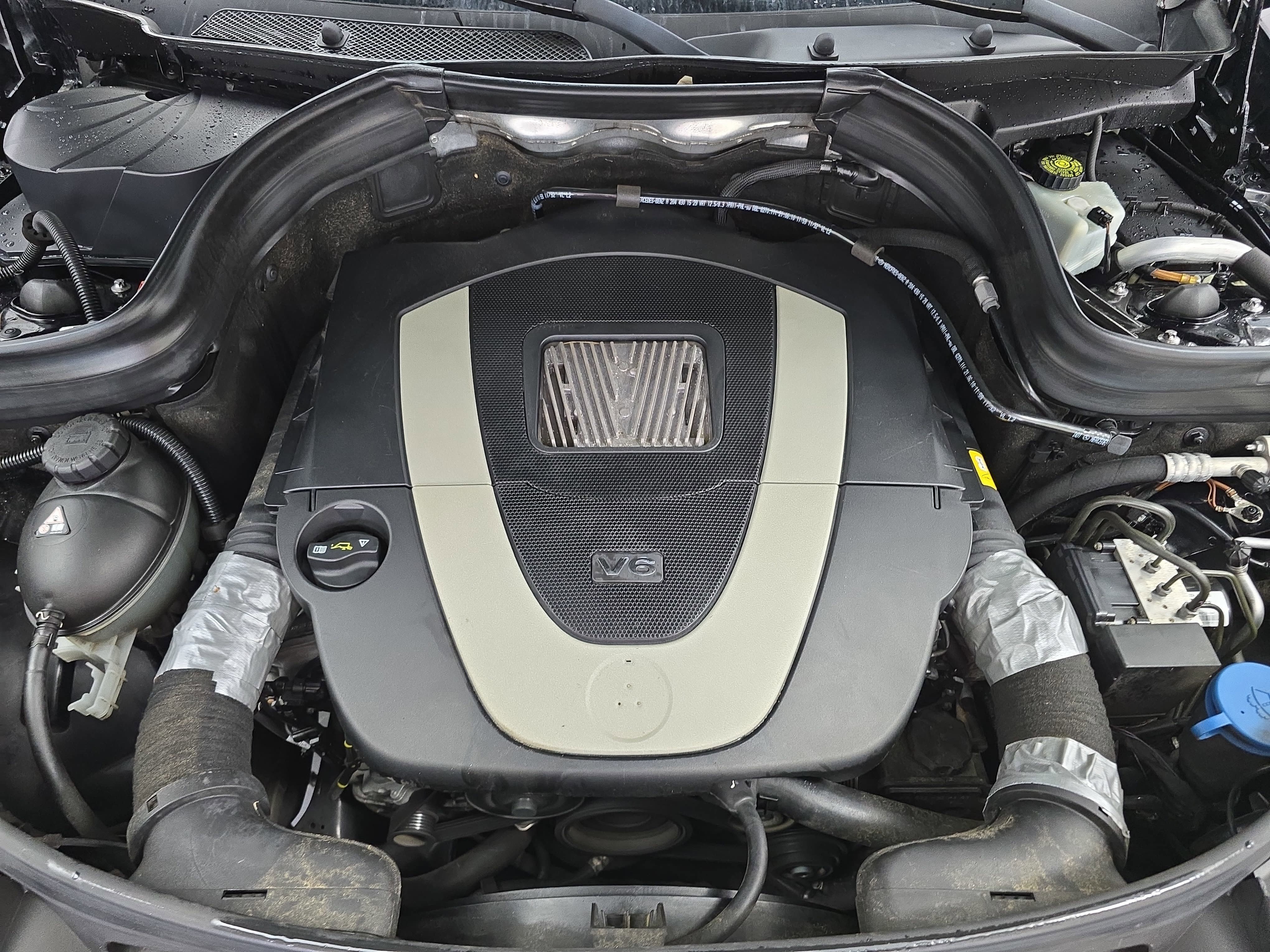 Used 2011 Mercedes-Benz GLK 350 2WD image 31