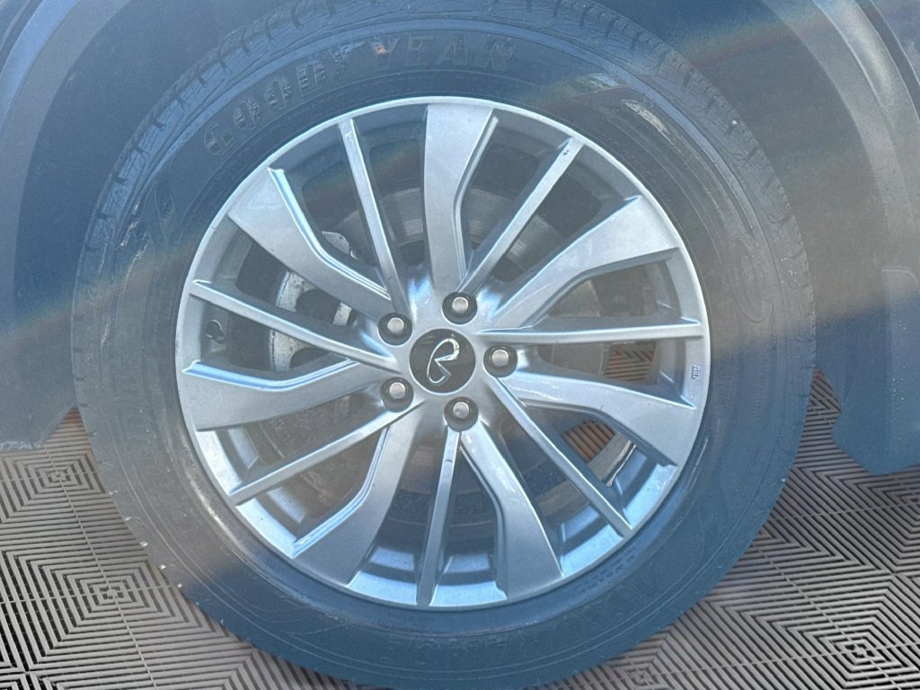 Certified 2023 INFINITI QX50 Luxe AWD/4WD image 33