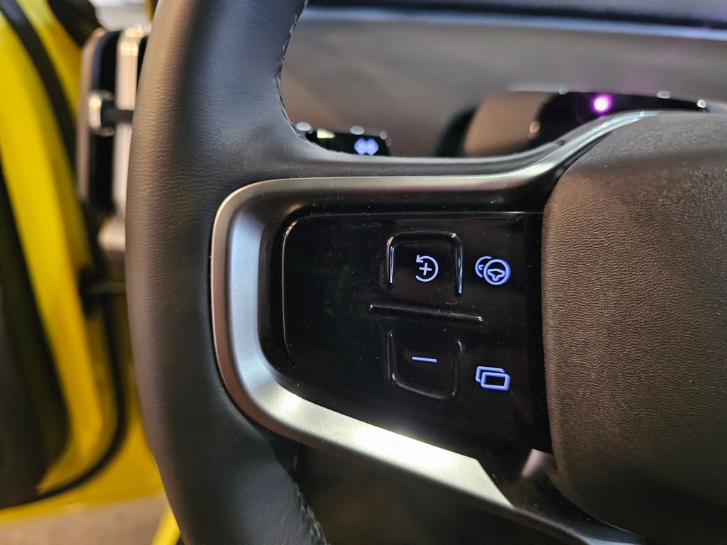 Certified 2025 Volvo EX30 Ultra image 23