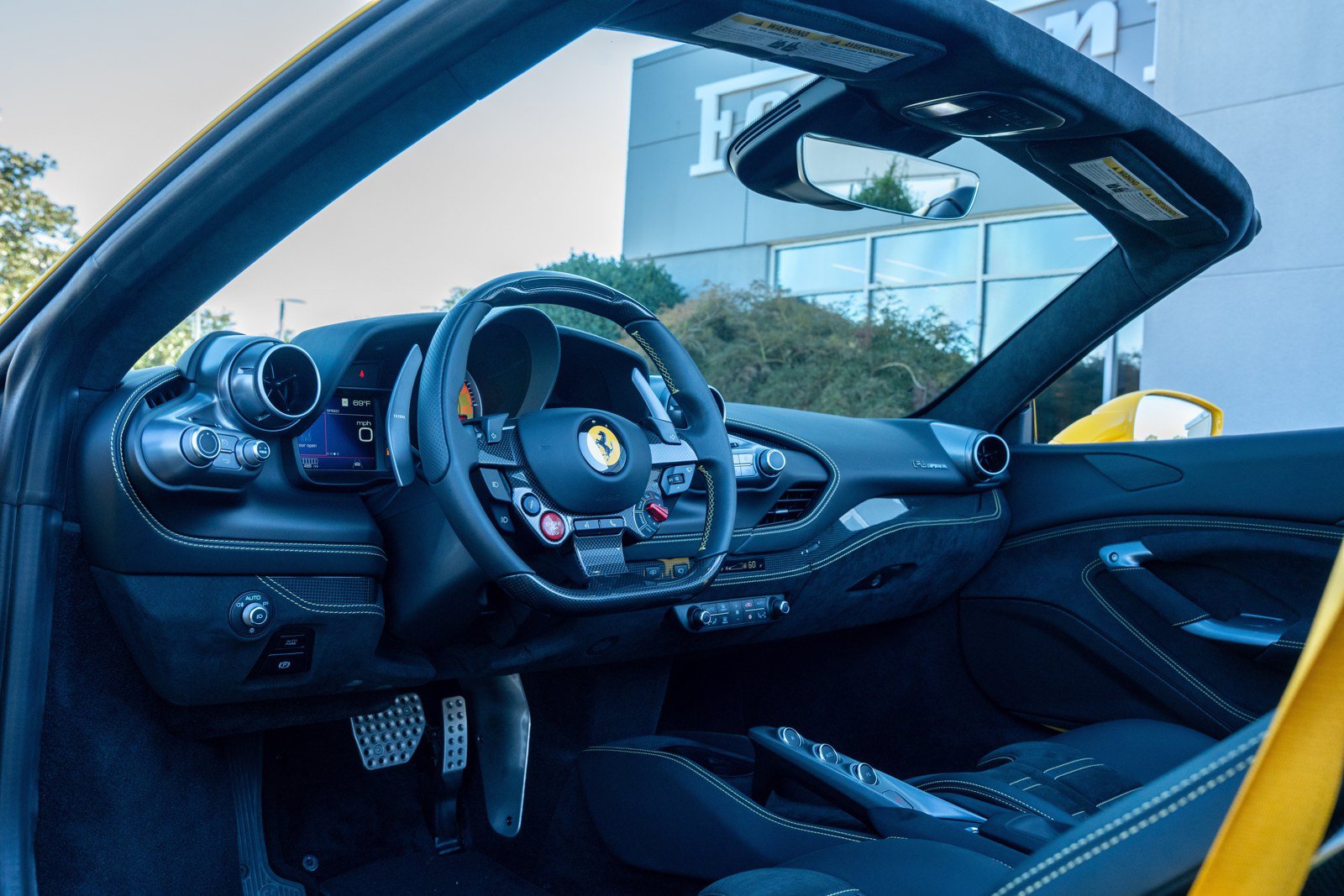 Certified 2022 Ferrari F8 Tributo RWD image 30