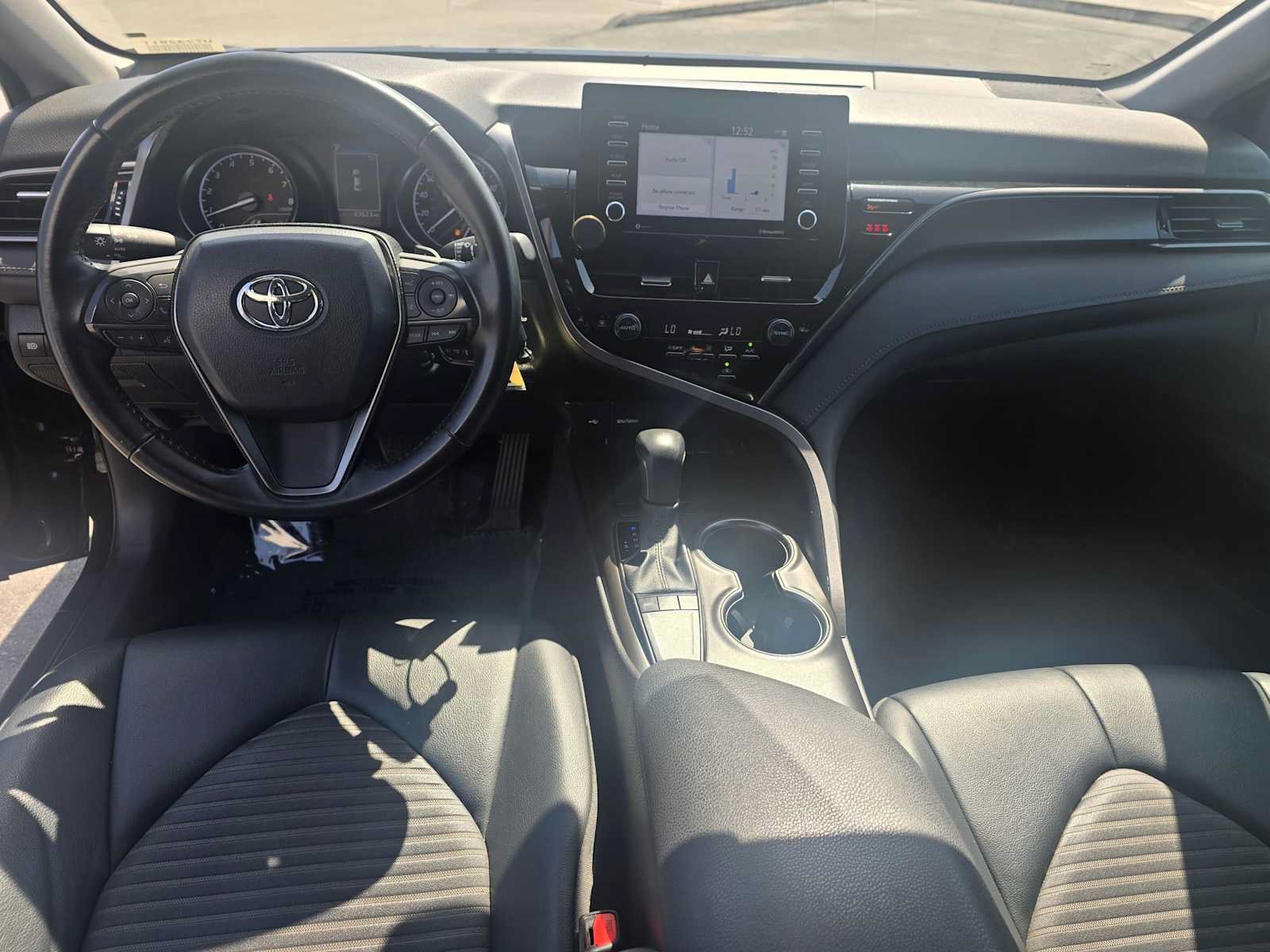 Used 2023 Toyota Camry SE FWD image 18