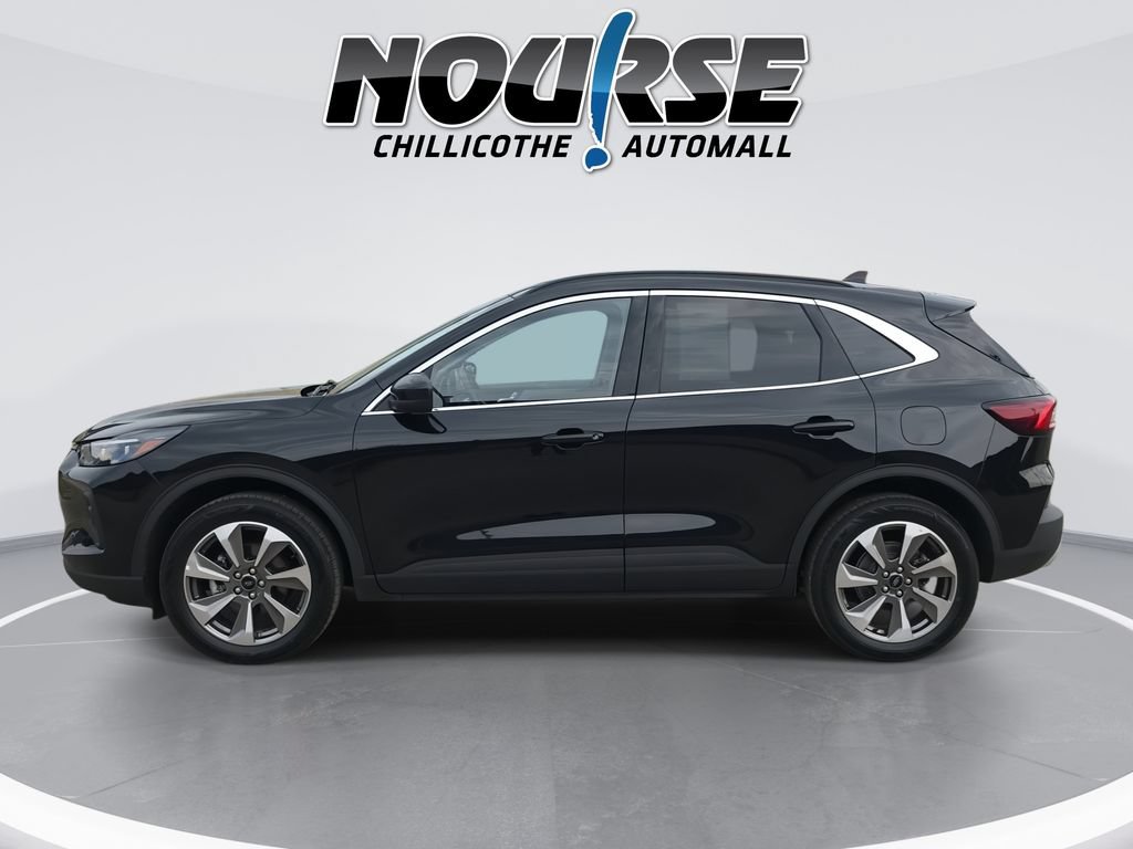 Used 2025 Ford Escape Platinum AWD/4WD image 5