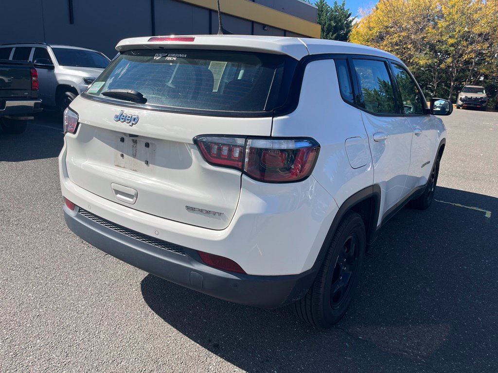 Used 2019 Jeep Compass Sport w/ Tech Group FWD image 7