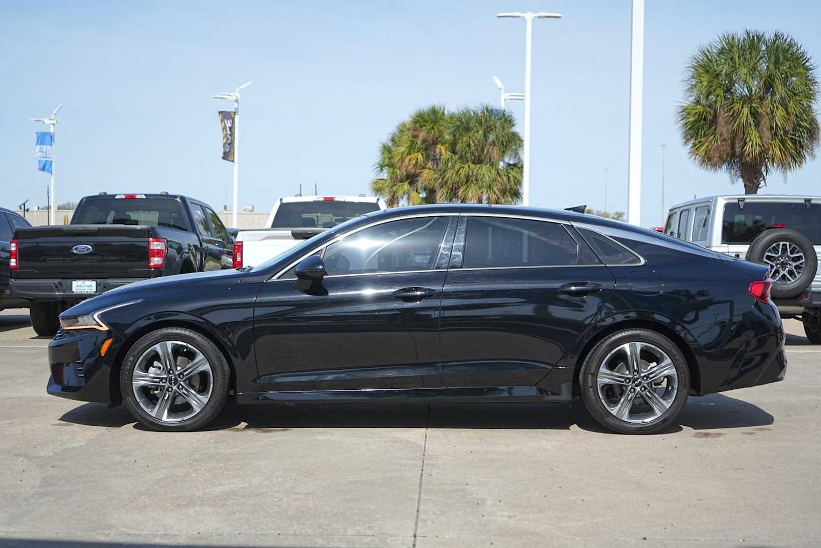 Used 2023 Kia K5 EX FWD image 3