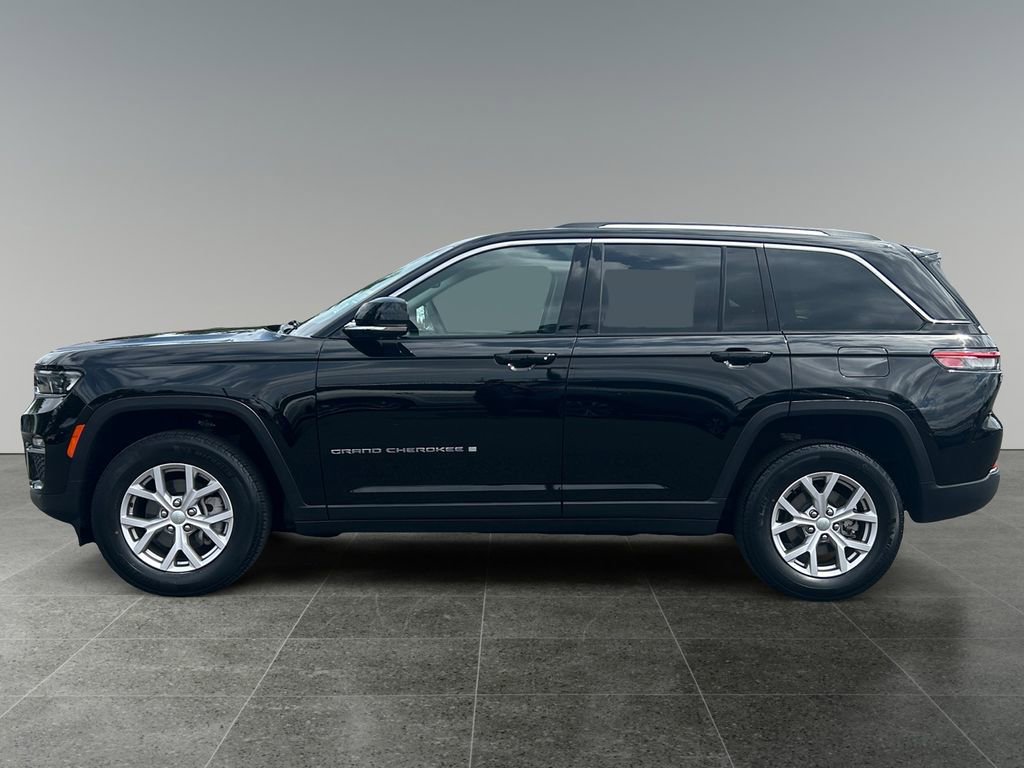 Used 2022 Jeep Grand Cherokee Limited image 4