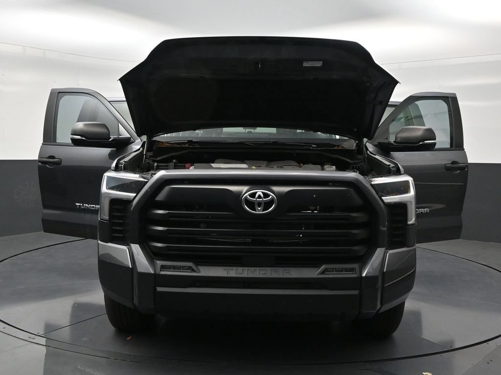 Used 2024 Toyota Tundra SR5 w/ SR5 Convenience Package AWD/4WD image 33