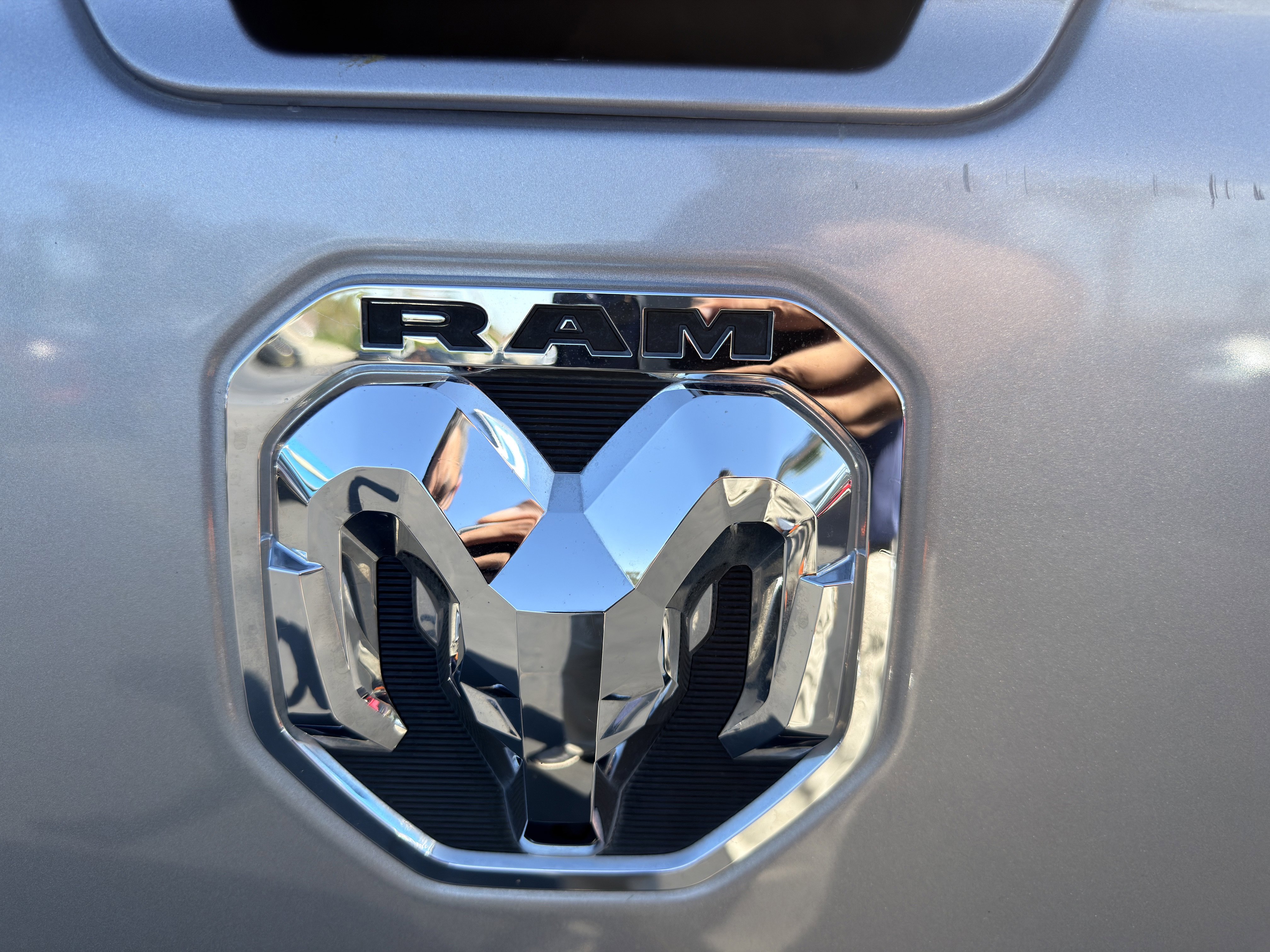 Used 2024 RAM 1500 Laramie image 45