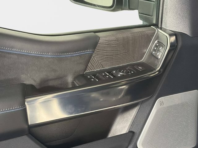Used 2025 Ford F250 Platinum AWD/4WD image 40