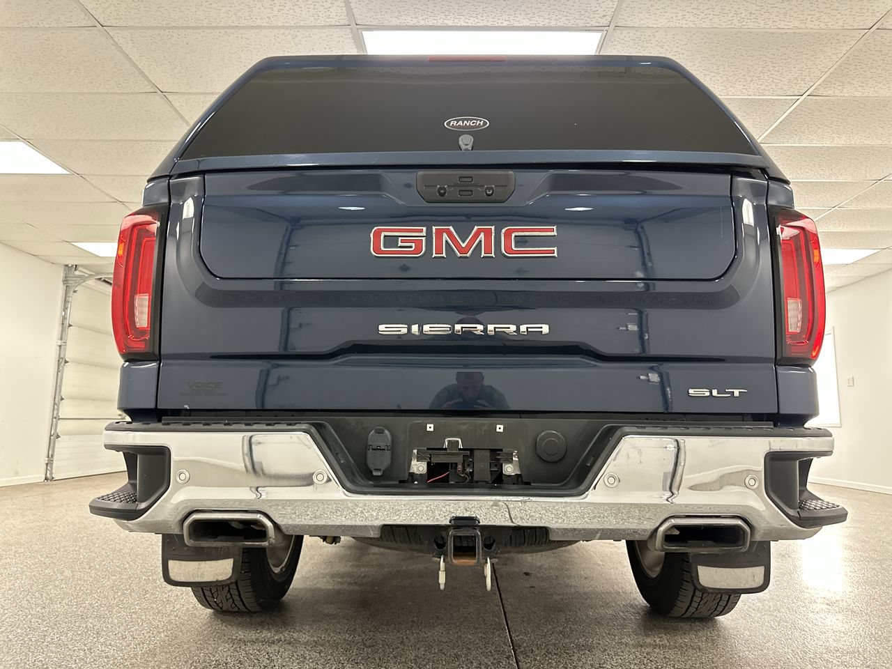 Used 2020 GMC Sierra 1500 SLT w/ SLT Premium Plus Package AWD/4WD image 35
