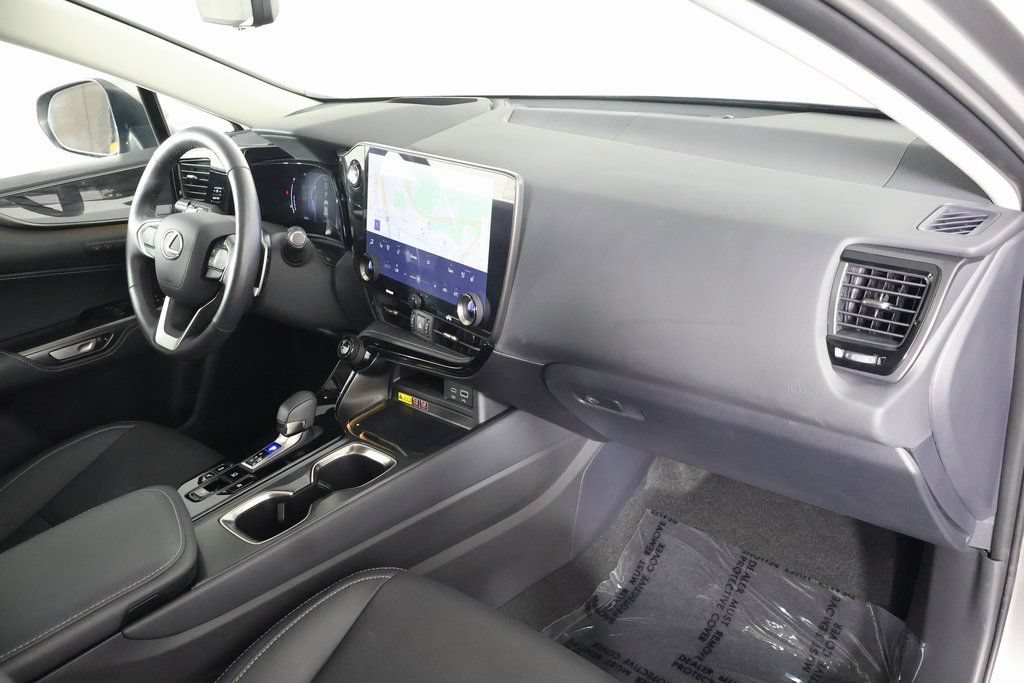 Certified 2026 Lexus NX 350h AWD w/ Accessory Package (2T) image 9